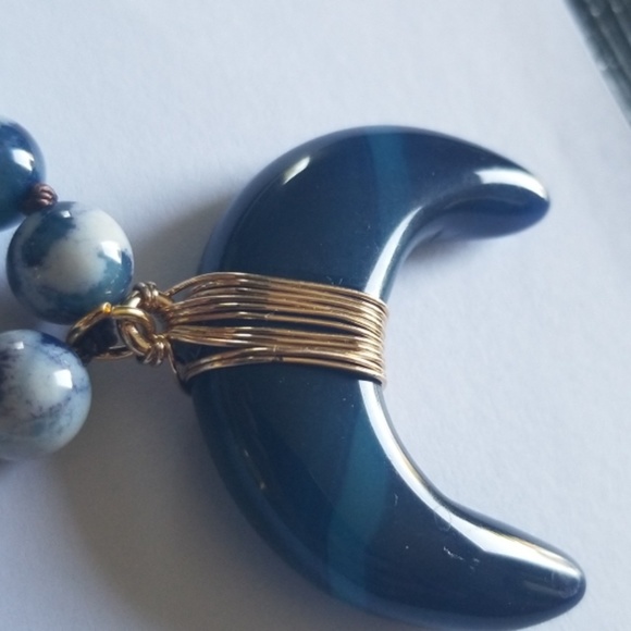 ❤ Semi Precious  Stones statment Necklace❤ - Picture 5 of 8